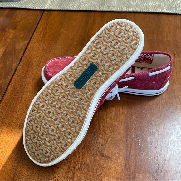 NWOT. L.L. Bean Sunwash Canvas Sneaker. 6 M - Picture 2 of 7